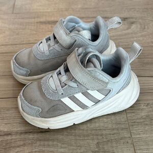 Adidas Light Gray Sneakers